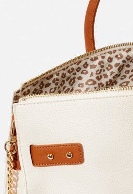 L. Easy Going Weekender Tote - White/Cognac